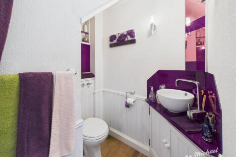 CAM03218G0-PR0737-STILL012