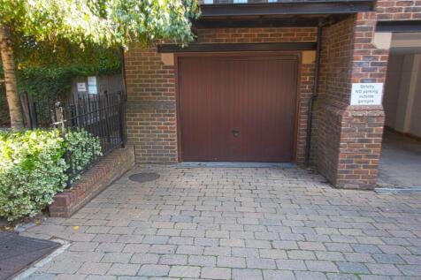GARAGE.jpg