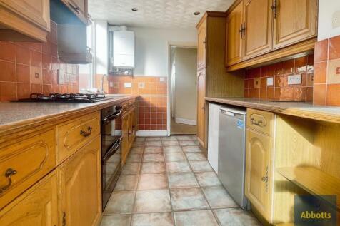 Whitby Road, Ipswich photo 5