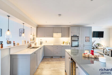 4c512946d3e449a583388a71abf701f4