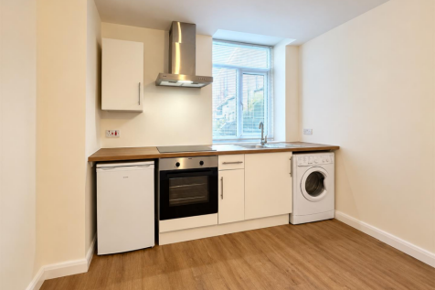 Fitted Kitchen: