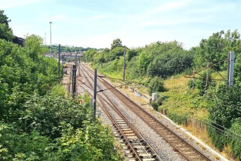 Bowes Park St.
