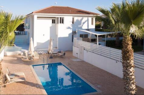Villa and Private