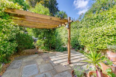Heathfeild Terrace, 19-20.jpg