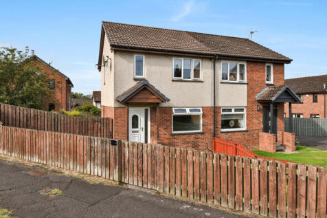 2 bedroom Semi-Detached To Let