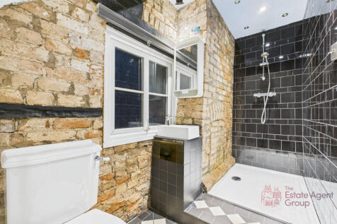 CAM02494G0-PR0066-STILL040