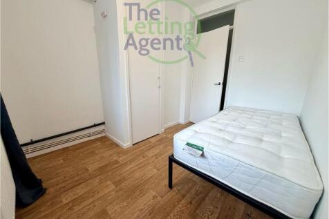 2nd Bedroom / Home Office