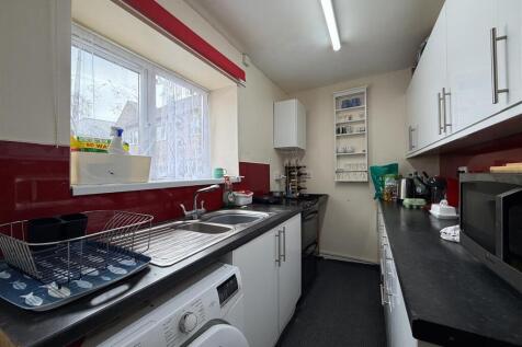 Kitchen.JPG