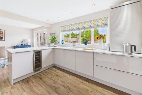 CAM02854G0-PR0430...