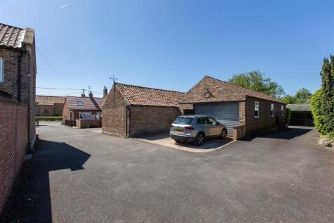 Sevenfields Farm House External-5.jpg