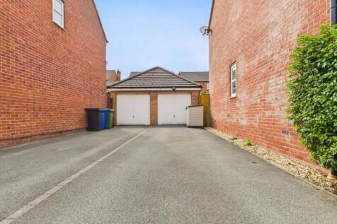 CAM03729G0-PR0099-STILL036