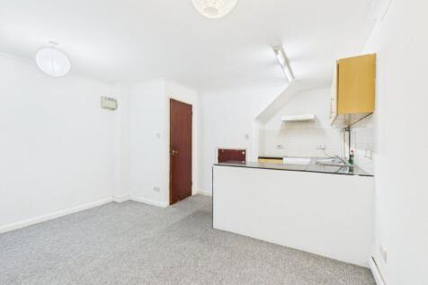 Living Room/Kitchen