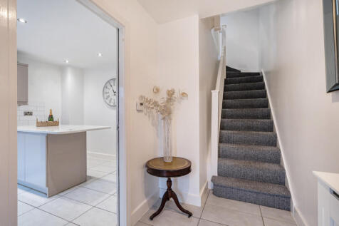 1373053-2-6908c62...