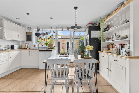 74 Evans Road-13