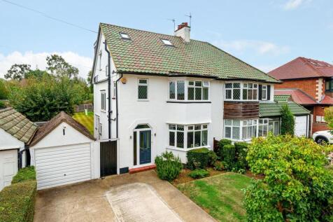 Davidson Frost-Wellings, DFW, Reddings Avenue, Bus