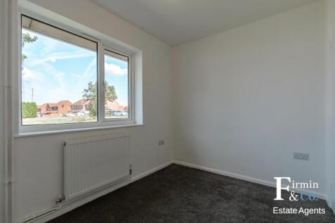 Andrewes Close, Farcet, Peterborough photo 4
