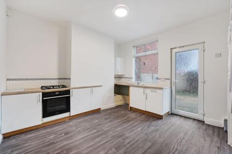 20, Beech Street, Swinton, M27 photo 3
