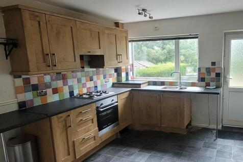 Brownhill Road, Batley photo 5