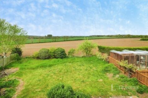 Meadow Lane, Thornhaugh, PE8 photo 3