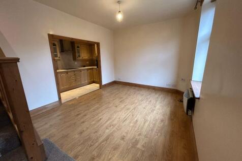 Bradford Road, Batley, WF17 8HZ photo 5