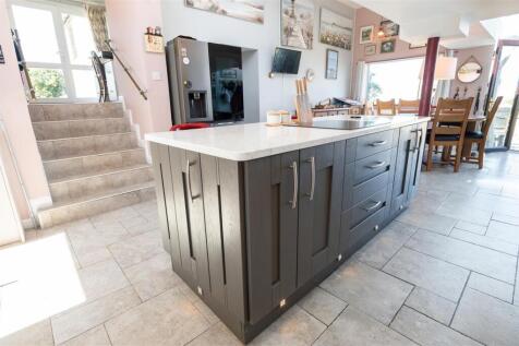 Interior - Ty Mawr, Llanddona-7.jpg