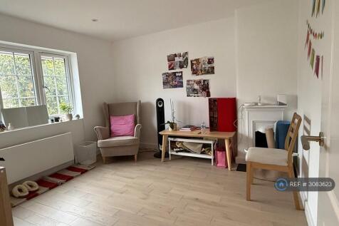 Halliwick Road, London, N10 photo 2
