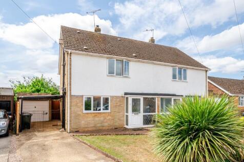 Banbury, OX16 - property photo