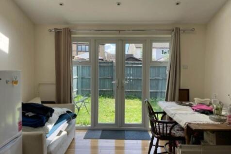 Thorney Leys, Witney photo 3