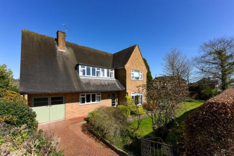 28 Springhill Park-front.jpg