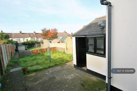 Harold Road, Sittingbourne, ME10 photo 5