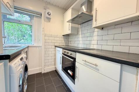 Arbroath Avenue, Cardonald, Glasgow, G52 photo 5