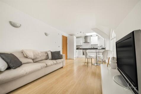 Kitchen/Living Room