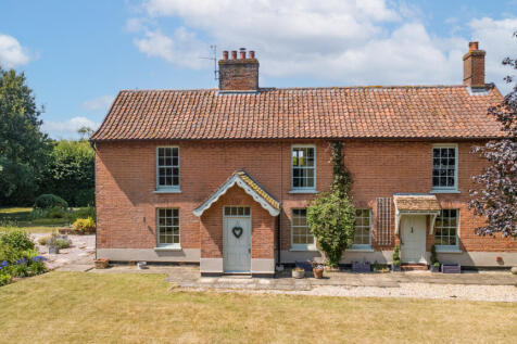 Wood Farm Reymerston - Anna Charles-33 T202607091632.jpg
