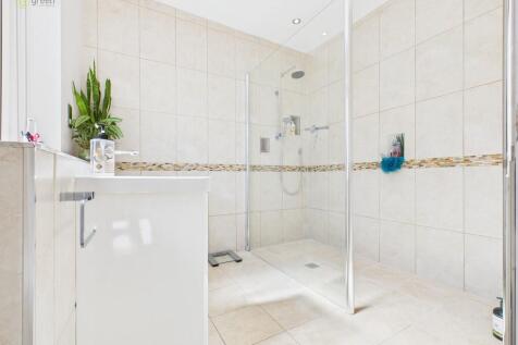 CAM03830G0-PR0206...