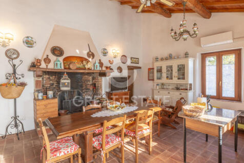 Interno