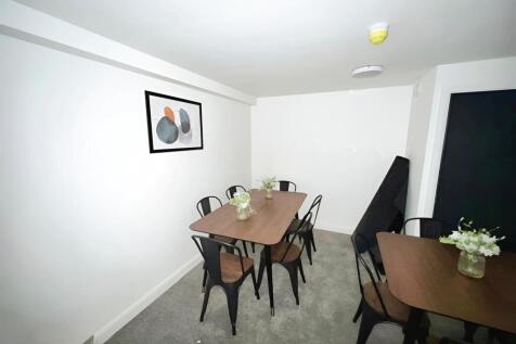 5b66e8a5-photo 205.jpg