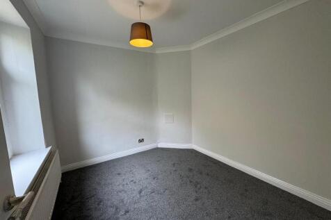 Oak Grove, Riddlesden, Keighley photo 5