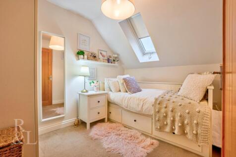 2B Mount Road (19).jpg