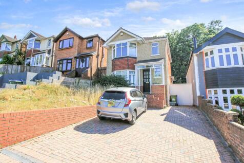 Southampton, SO18 - property photo