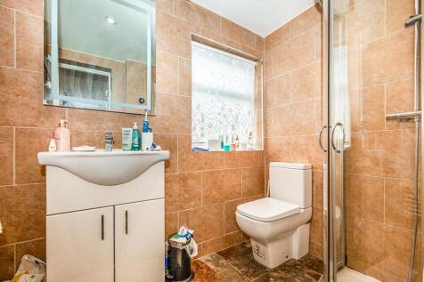 South Road, Englefield Green, Egham, Surrey, TW20 photo 4