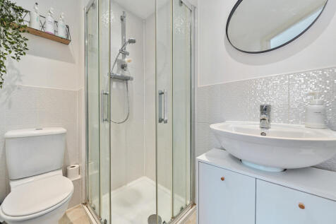 1318502-16-68629d...