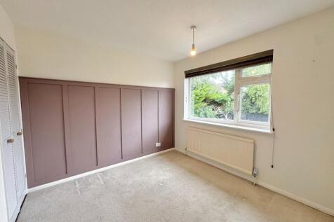 Goldsmith Drive, Newport Pagnell photo 4