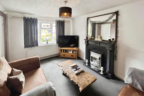 0abbcc11-WhatsApp...