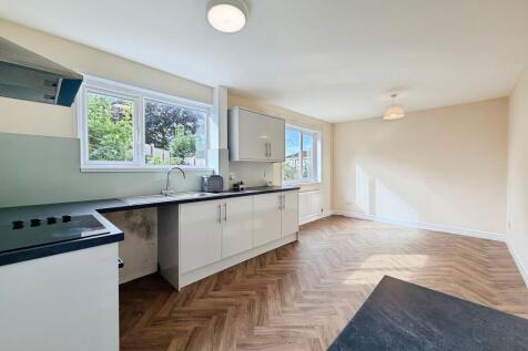 Ingleton Drive, Hala, Lancaster, LA1 photo 4