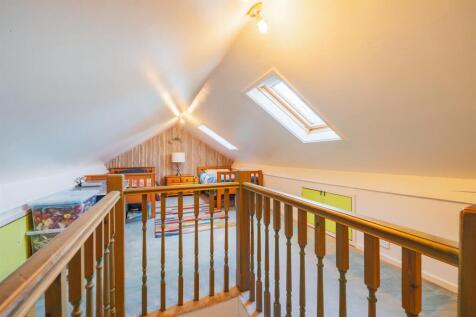 4 Bushell Close-10.jpg