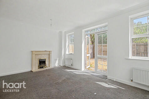 Englewood Close, LEICESTER photo 3