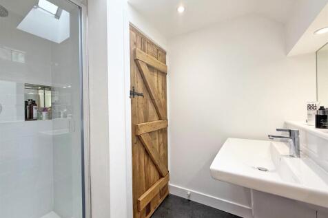 thumbnail_image1 (1).jpg