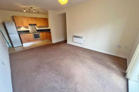 18 Dutton Court 5