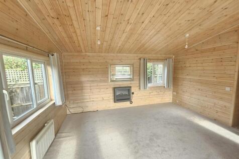 Laleham Reach, Chertsey photo 5
