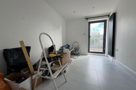 7fdf7d64-2e79-490...